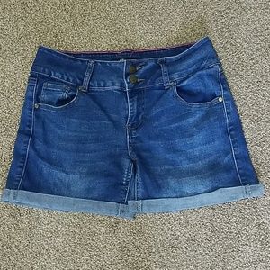 Rolled Jean shorts